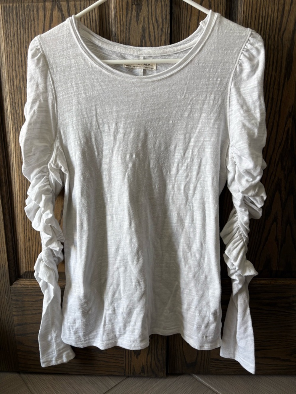 We The Free White Long-Sleeve Ruched Sleeve Tee